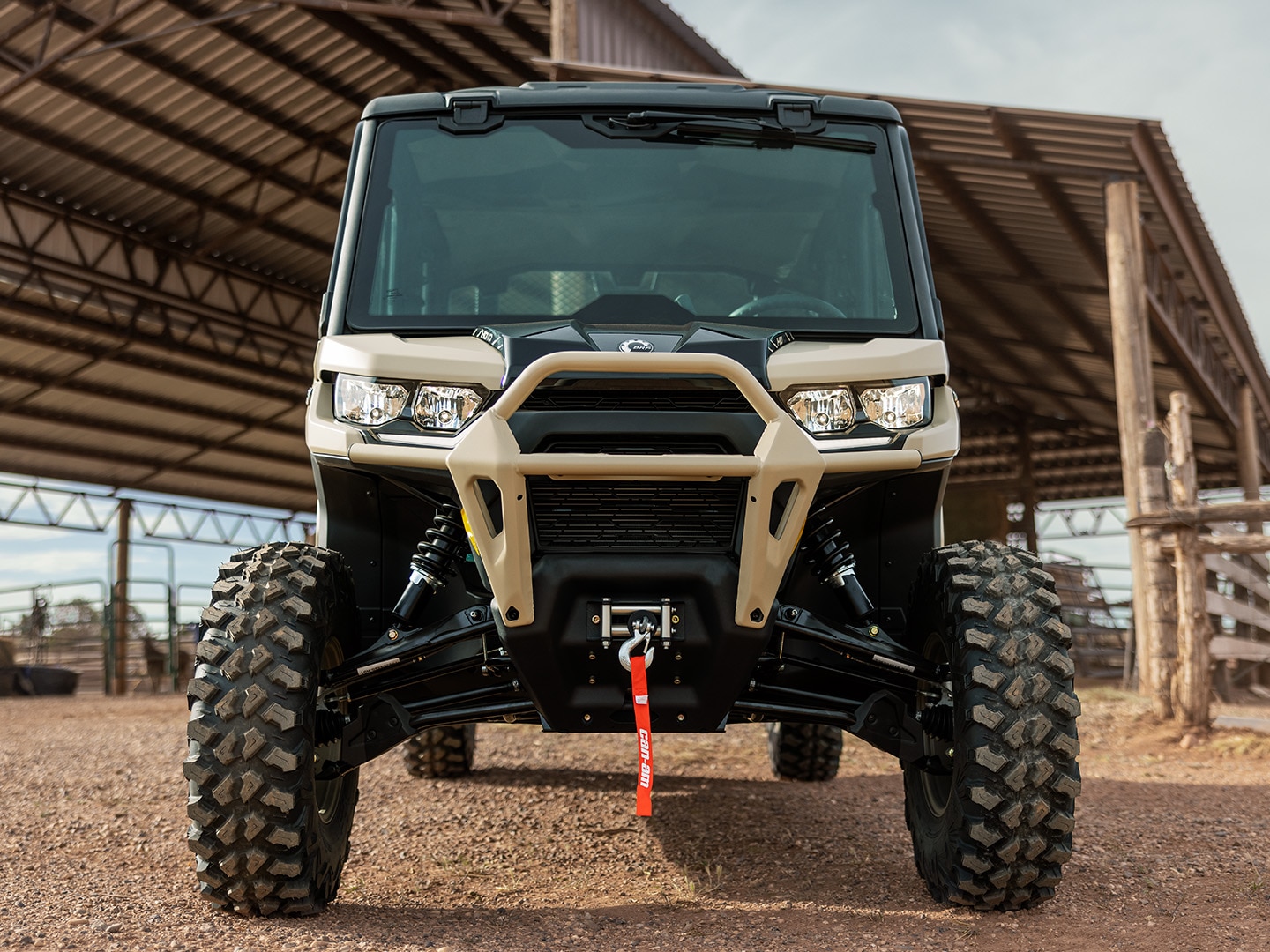 COMMENT INSTALLER UN TREUIL SUR UN SSV CAN-AM?